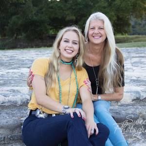 Meet your Posher, Lisa